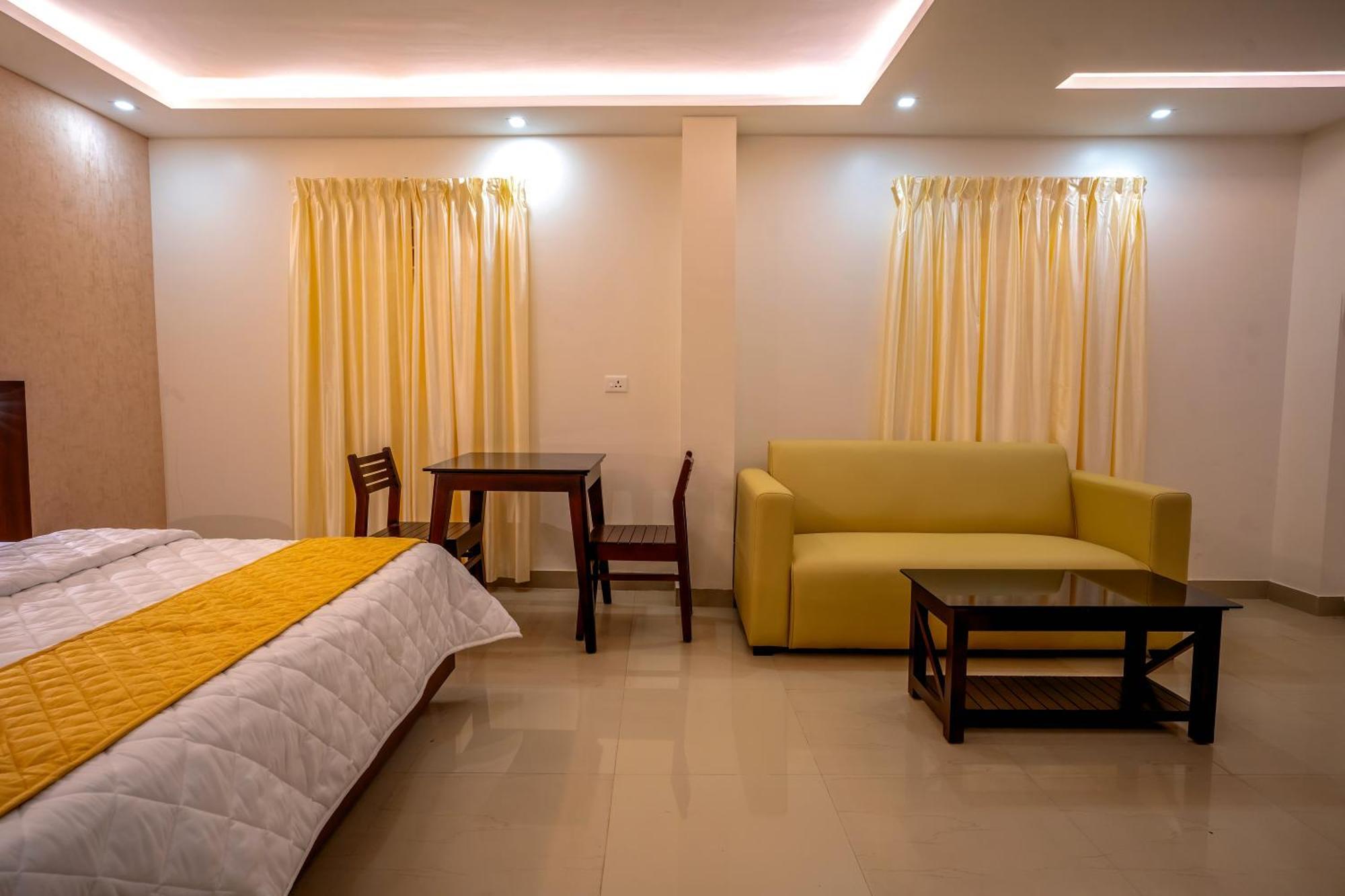 Metro Residency Hotel Tirur Ngoại thất bức ảnh