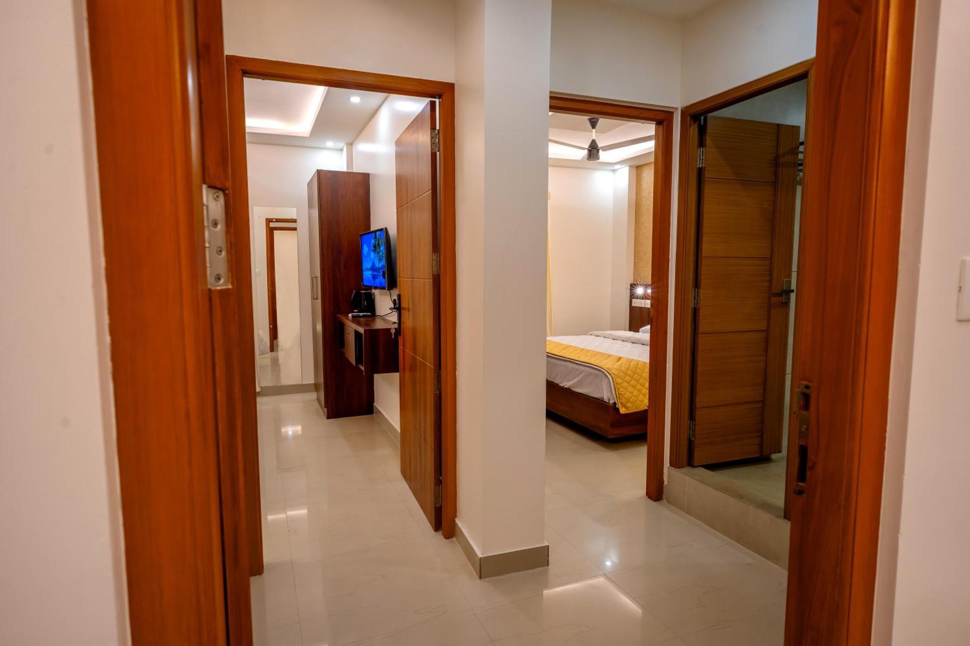 Metro Residency Hotel Tirur Ngoại thất bức ảnh